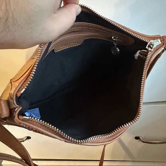 leather crossbody bag - Picture 7 of 8